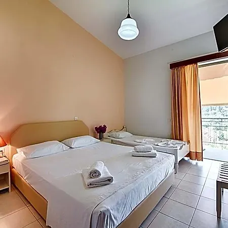 Hotel Ionis