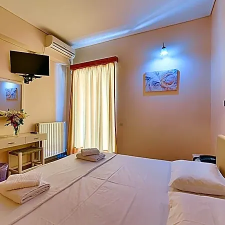 Hotel Ionis 2*